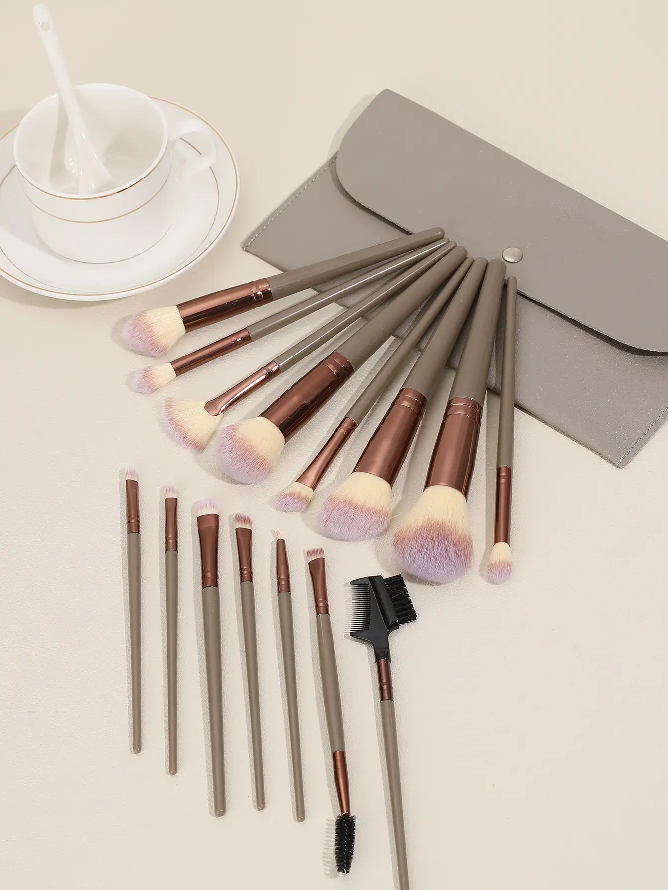 15-Piece Makeup Brush Set for Blush, Foundation, Eye Shadow & Eyebrow β feature 15