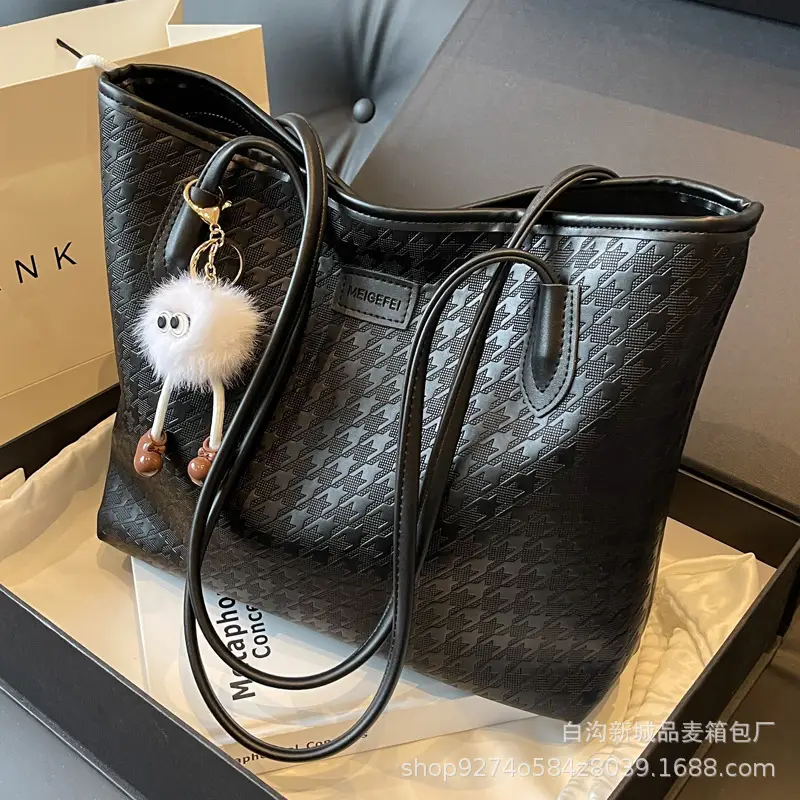 Women Large Capacity Black PU Leather Commuter Bag - Image 5