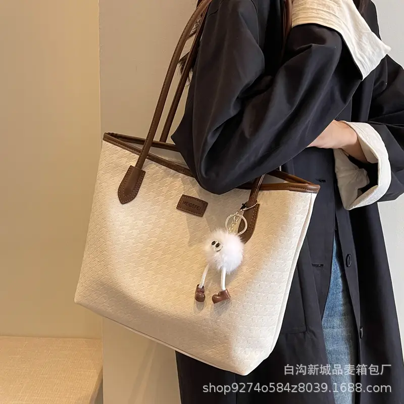 Women Large Capacity Black PU Leather Commuter Bag - Image 7