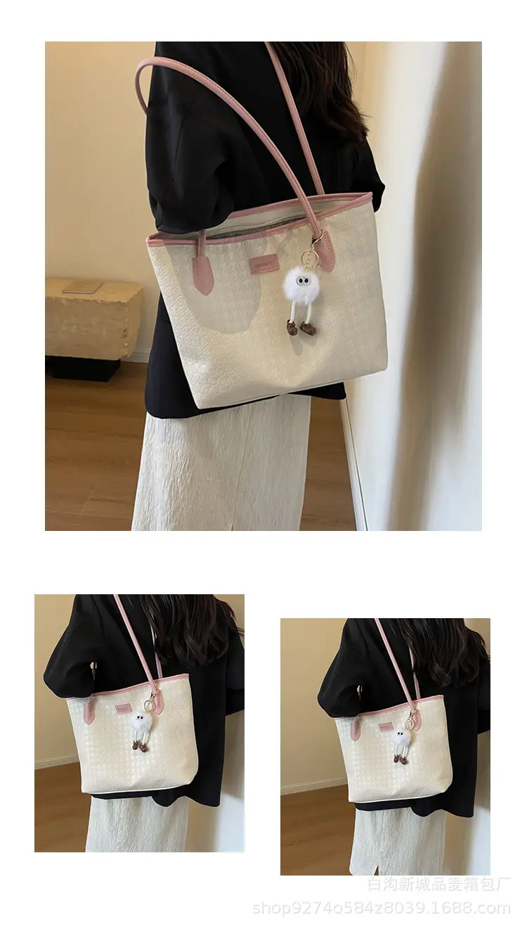 Women Large Capacity Black PU Leather Commuter Bag — feature 12