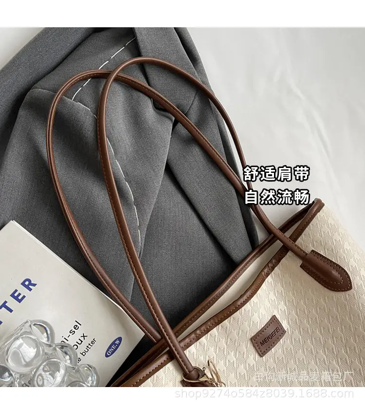Women Large Capacity Black PU Leather Commuter Bag — feature 3