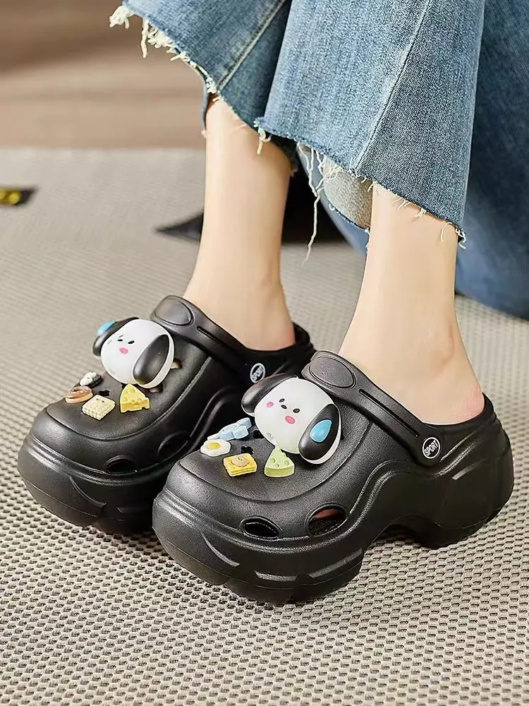 Hole shoes women's thick bottom increased non-slip fashionable platform bottom Internet celebrity cute beach sandals for outer wear summer - Image 5