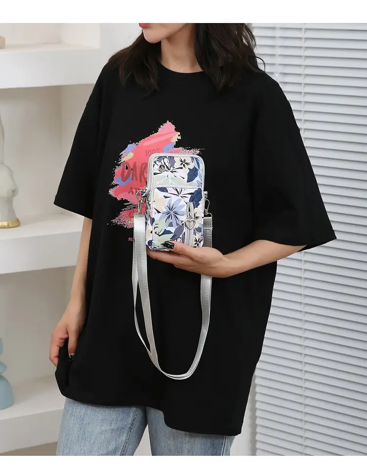 2024 Mini Multi-Piece Phone Bag with Heart Zip — feature 18
