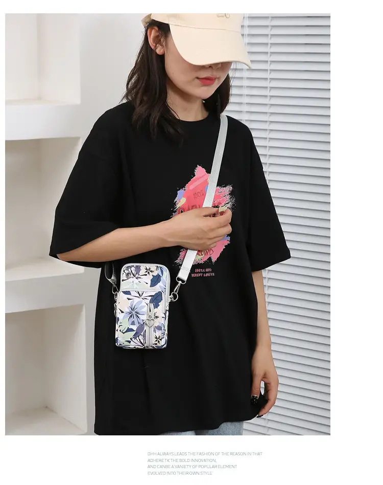 2024 Mini Multi-Piece Phone Bag with Heart Zip — feature 20