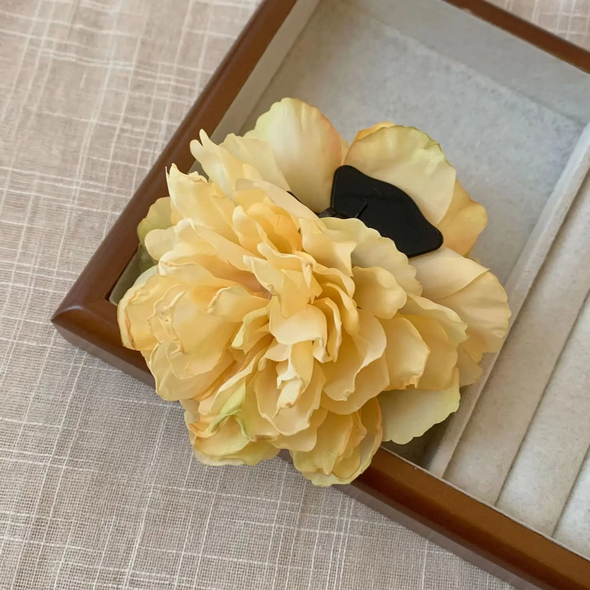Spring Peony Flower Hair Clips for Women — feature 5