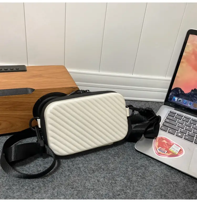 White Striped Shoulder Bag for Women Mobile Accessory — feature 21