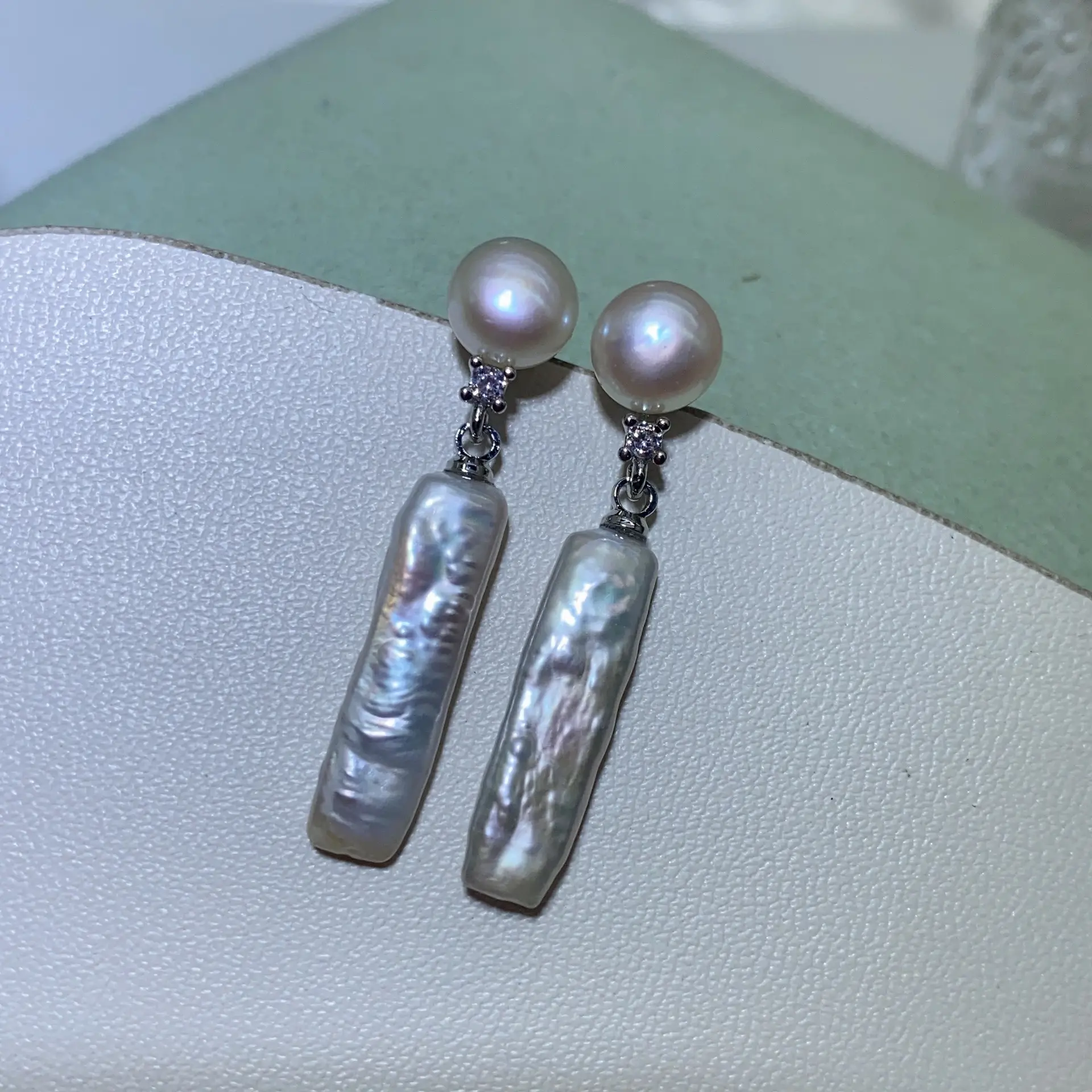 Natural Pearl Baroque Earrings for Women Silver Strip Design — feature 4