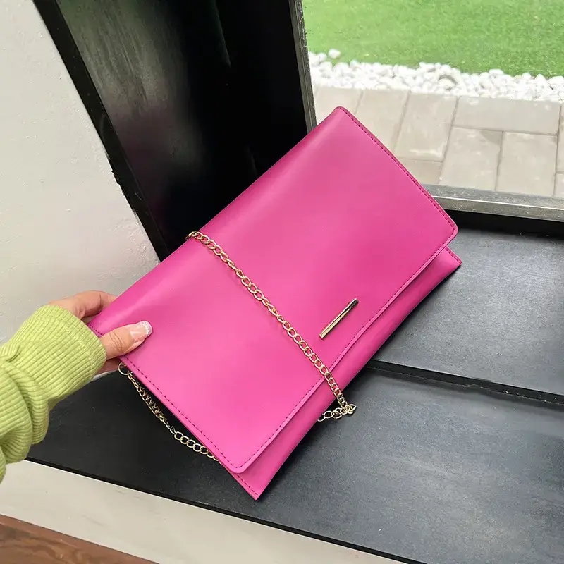 Pink Chain Clutch Bag for Women 2024 - Image 9