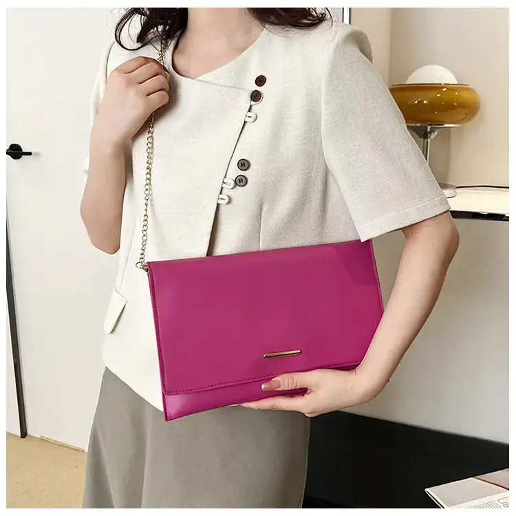 Pink Chain Clutch Bag for Women 2024 — feature 13