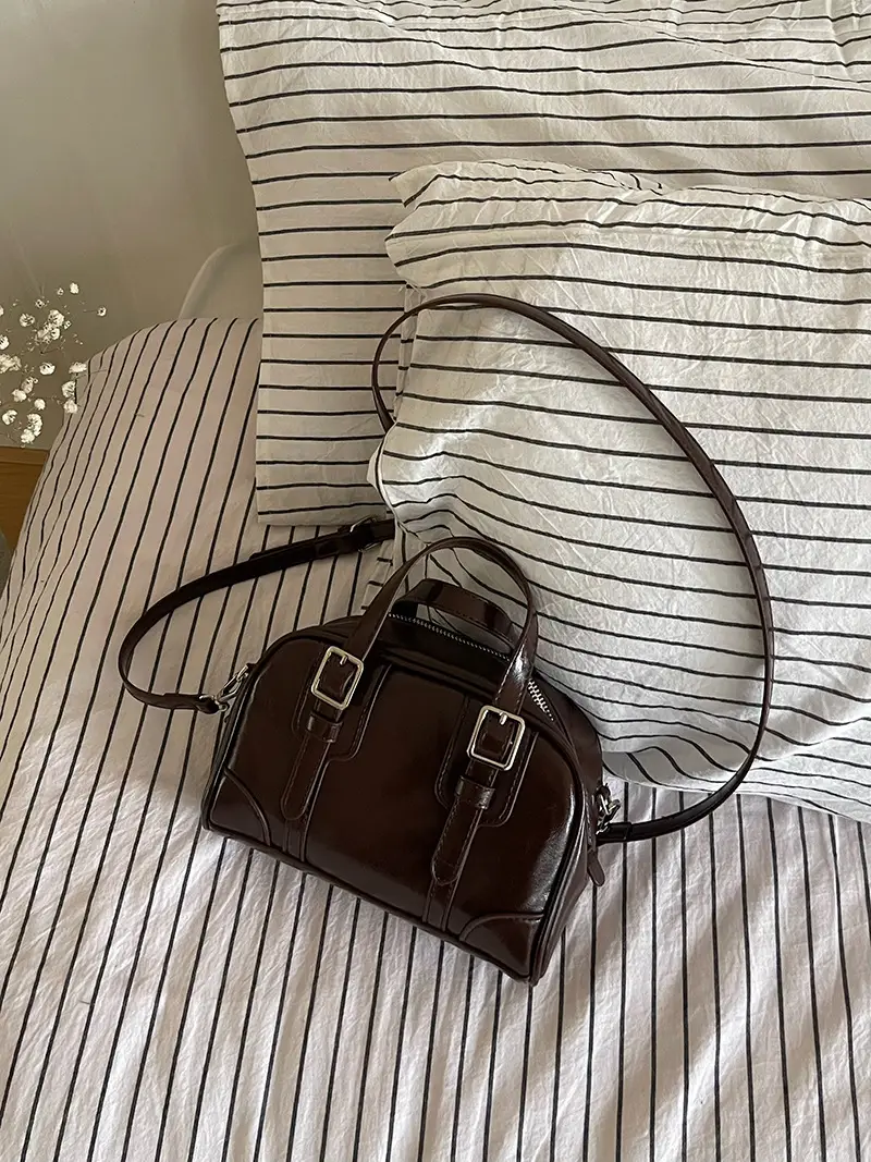 Women's Black Korean Style Shoulder Bag 2026 - Image 4