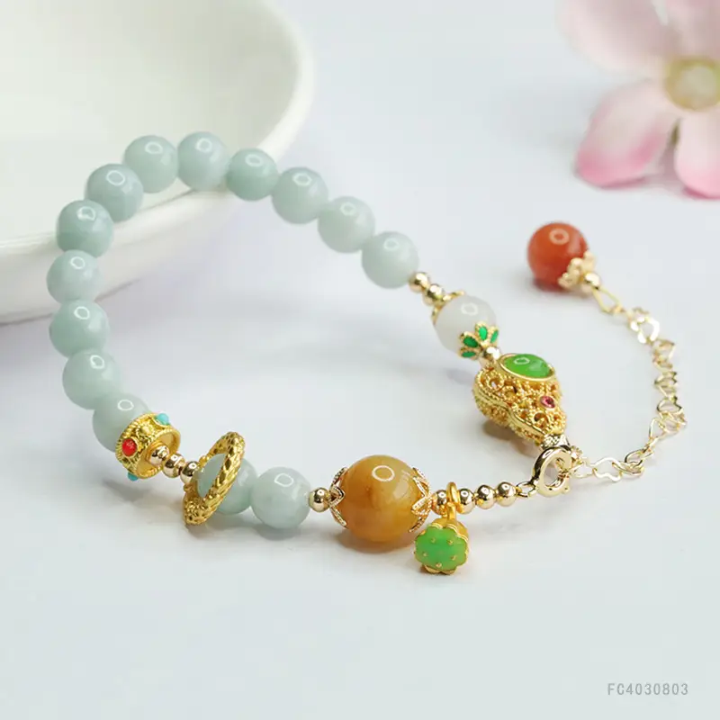 Guan Yu Jade Bracelet with Round Beads & Gold Clasp — feature 9