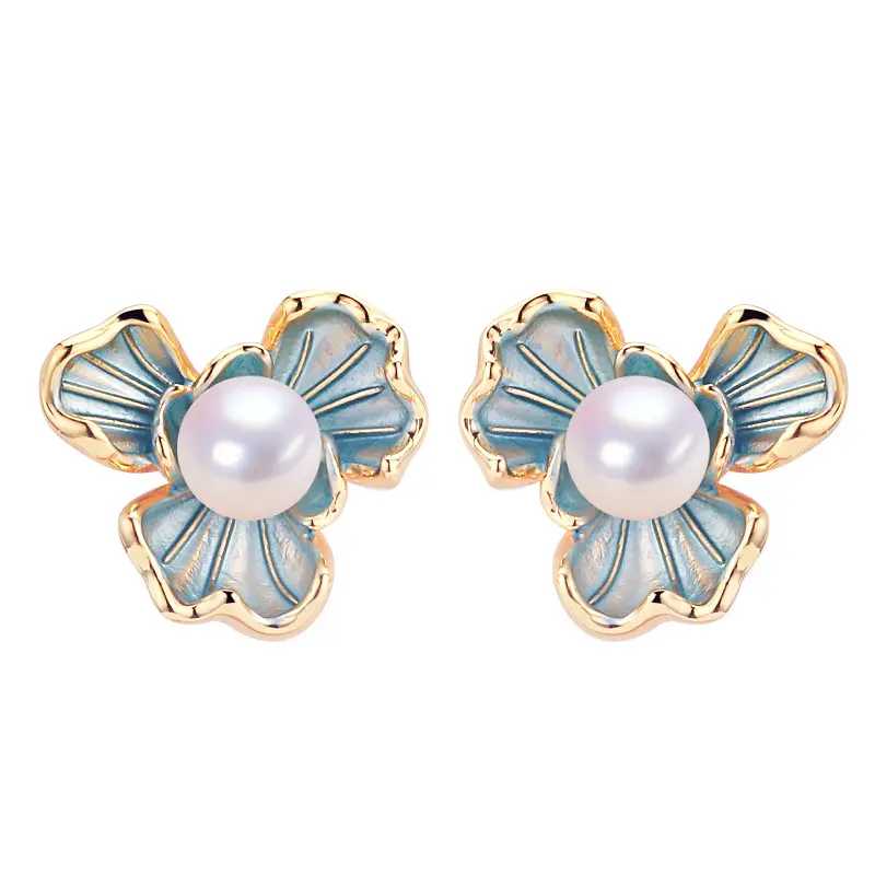 18K Gold Pearl Flower Earrings for Women - Image 6