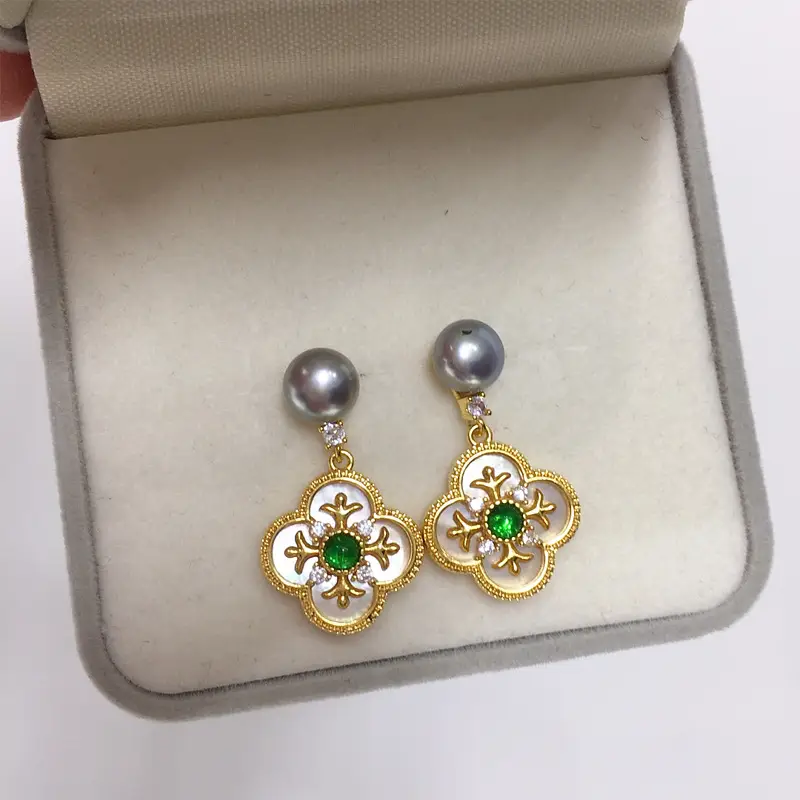 Natural Sea Shell Green Agate Four-leaf Clover Earrings for Women - Image 4