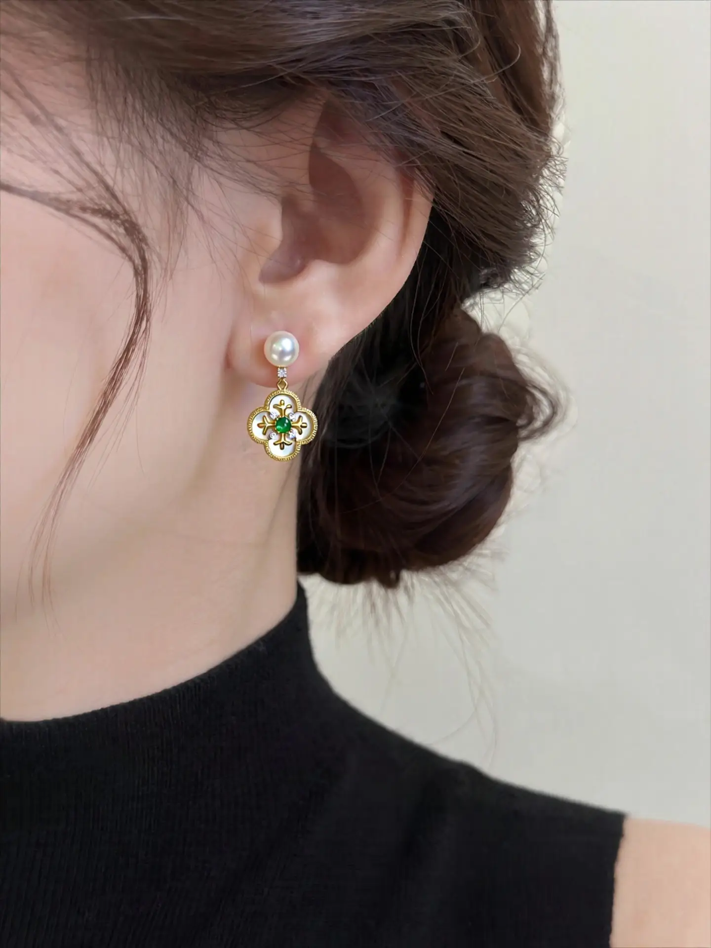 Natural Sea Shell Green Agate Four-leaf Clover Earrings for Women — feature 12