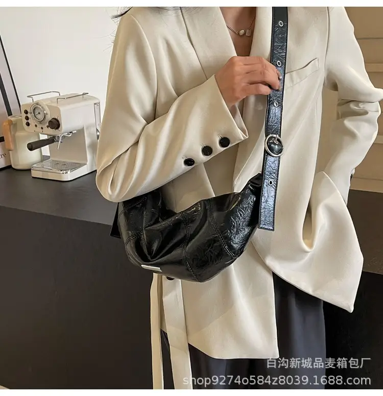 Black PU Leather Shoulder Bag for Women 2026 — feature 14