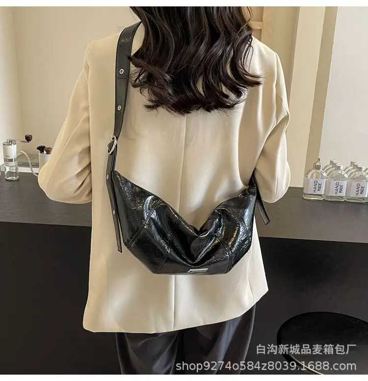 Black PU Leather Shoulder Bag for Women 2026 — feature 15