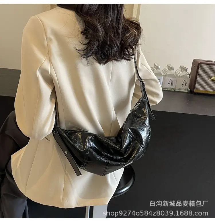 Black PU Leather Shoulder Bag for Women 2026 — feature 16