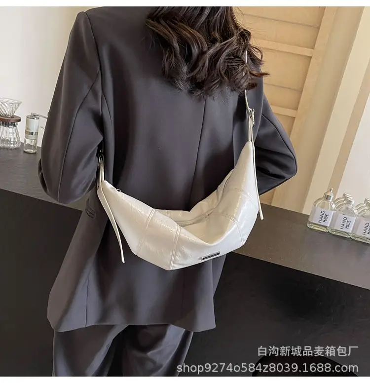 Black PU Leather Shoulder Bag for Women 2026 — feature 18