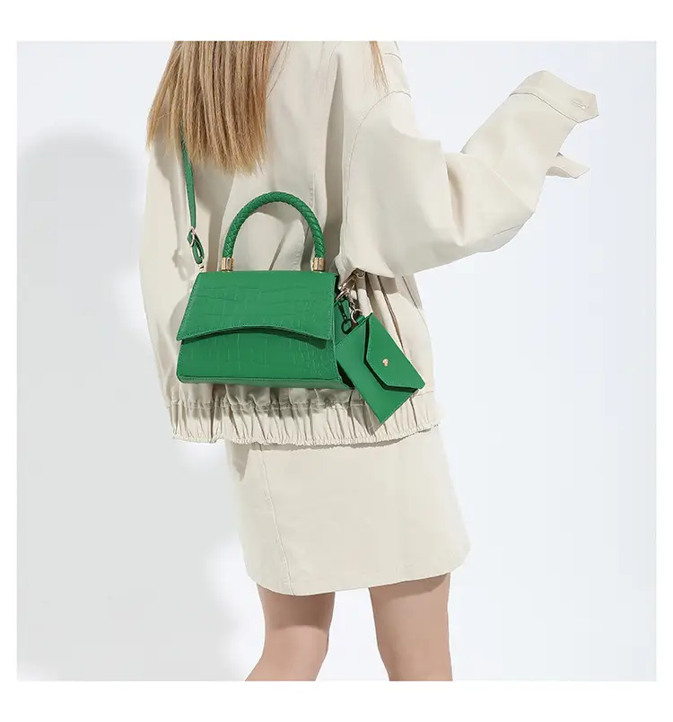 White Quilted Shoulder Bag for Women 2024 — feature 22