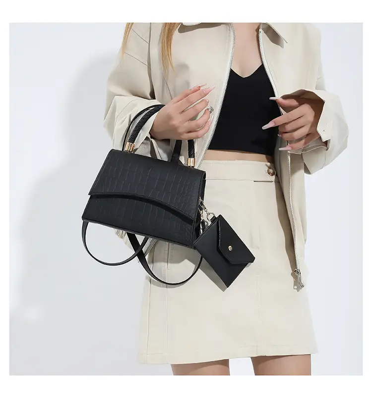 White Quilted Shoulder Bag for Women 2024 — feature 25