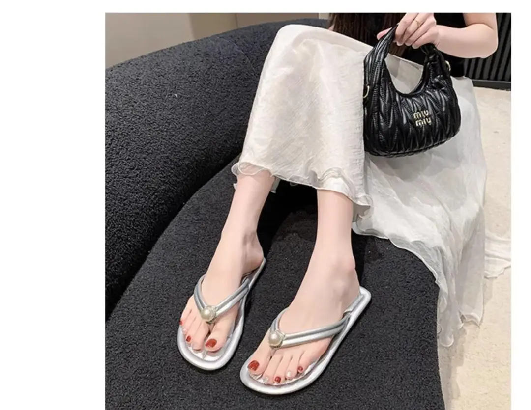 Pearl Flip-Flops for Women, Summer Outdoor Wear, Flat Soft Sole, Travel Beach Sandals, 2026 New Model — feature 4