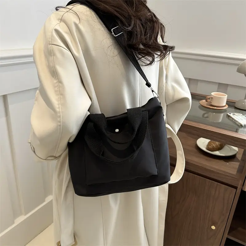 Black Large Capacity Shoulder Messenger Bag 2024 - Image 8