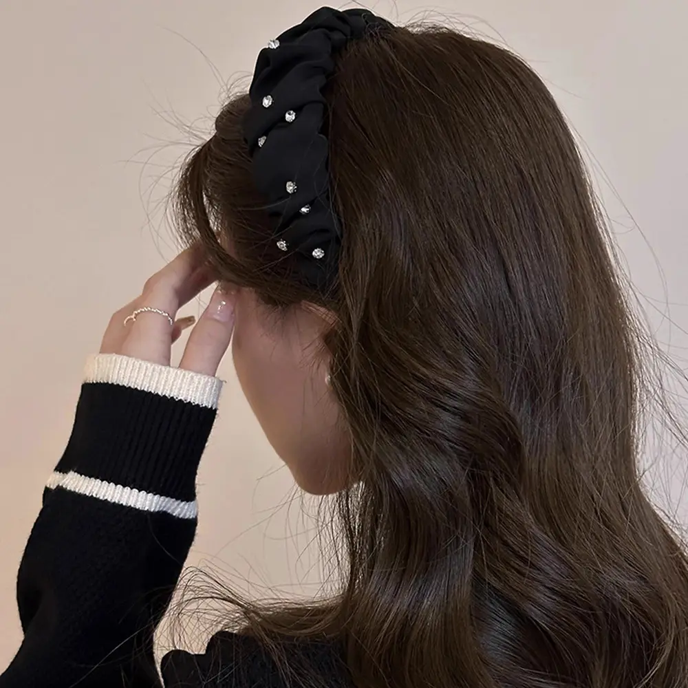 Black Vintage Rhinestone Pleated Hair Band for Women - Image 5