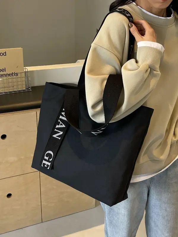 Gentle Woman Canvas Shoulder Bag Black with Letter Print