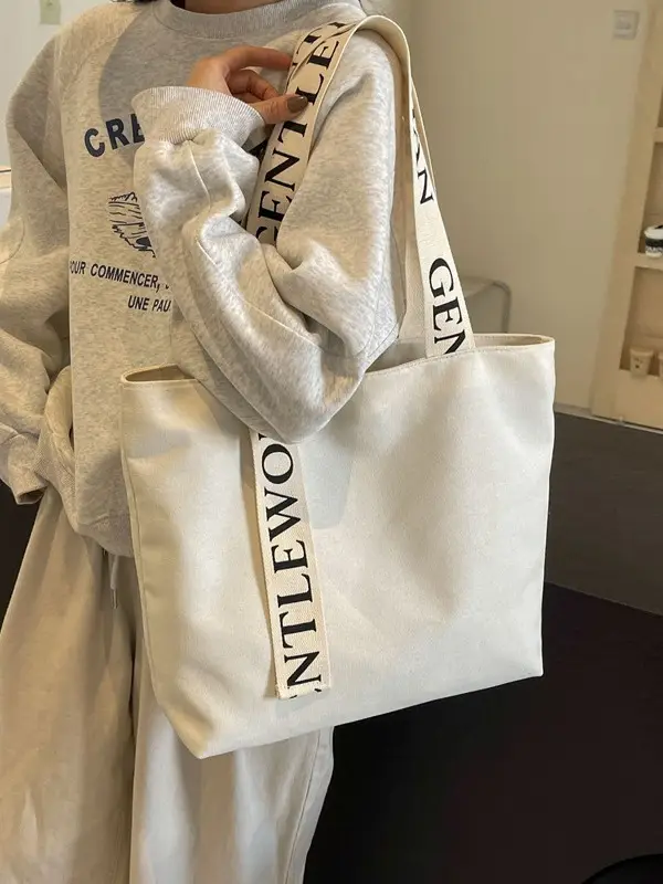 Gentle Woman Canvas Shoulder Bag Black with Letter Print
