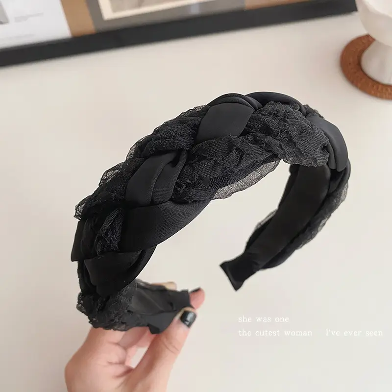Black Crisp Crystal Wide Brim Hairpin for Women - Image 9