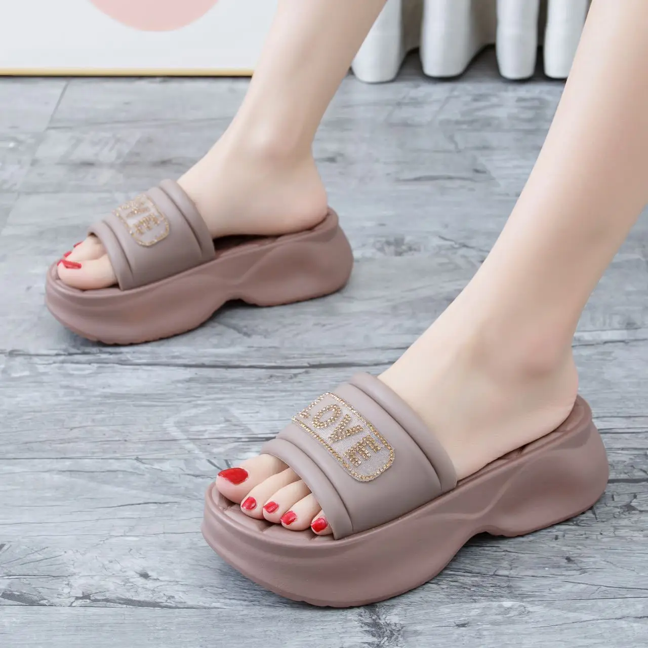 Women's English Diamond Diamond Slippers Summer Platform Heels — feature 5