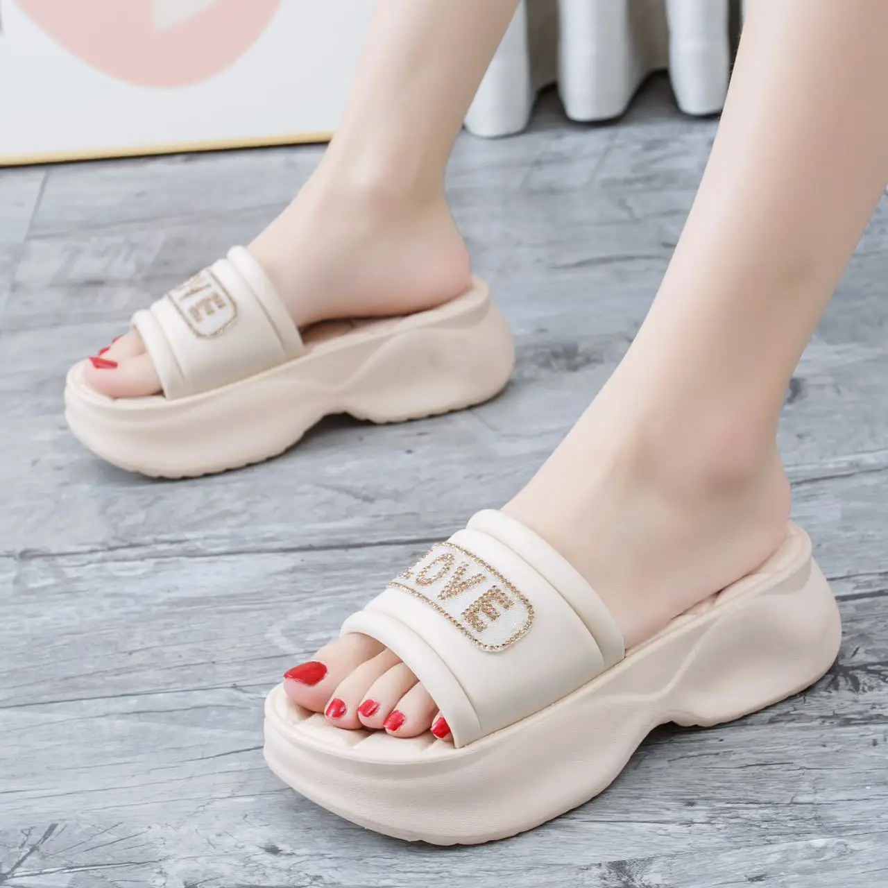 Women's English Diamond Diamond Slippers Summer Platform Heels — feature 7