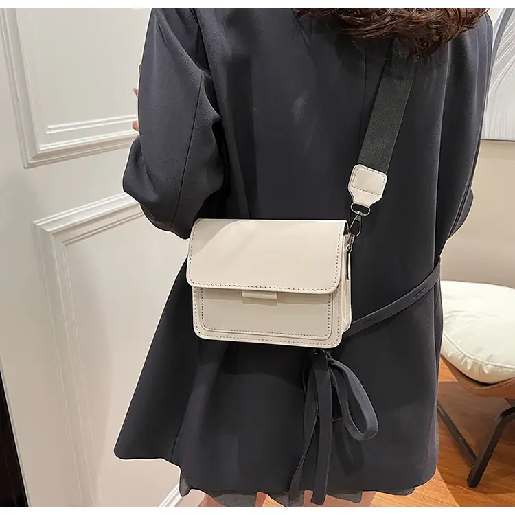 New Small Crossbody Bag for Women Brown 2022 — feature 26