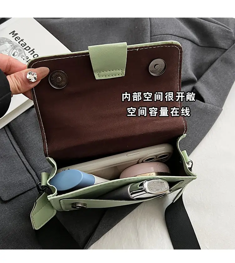 New Small Crossbody Bag for Women Brown 2022 — feature 9