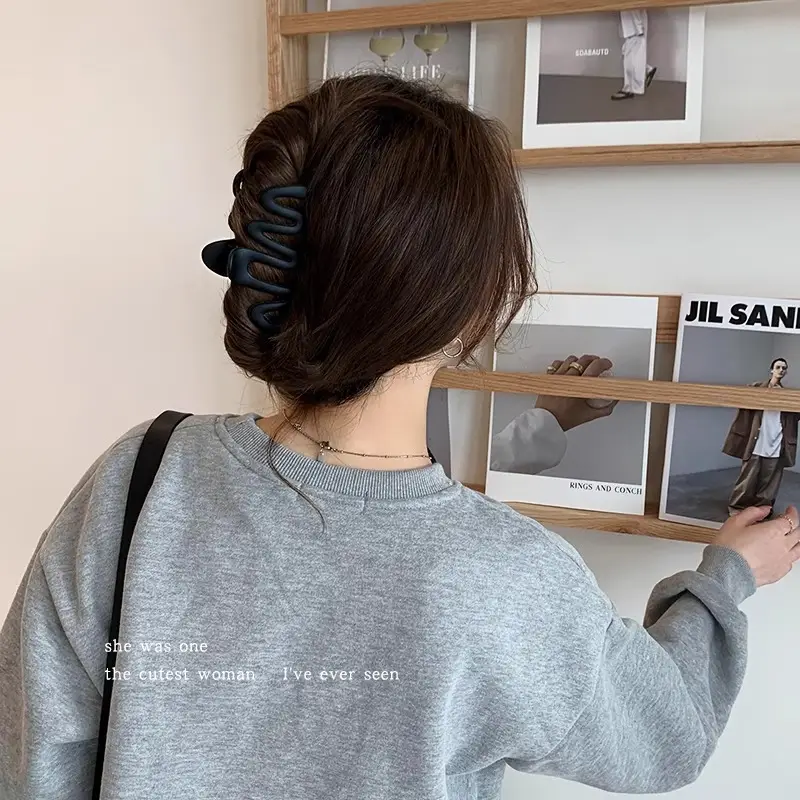High-Grade Wave Shark Hair Clip for Women