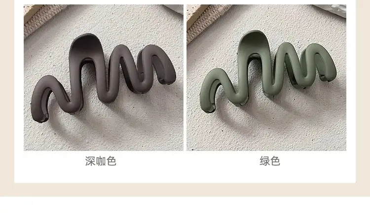 High-Grade Wave Shark Hair Clip for Women — feature 4