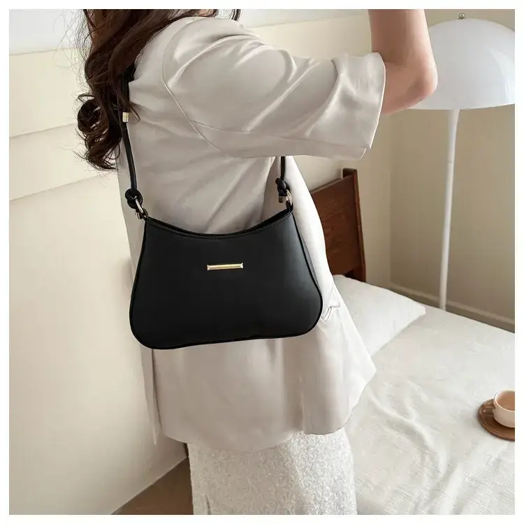 White Shoulder Bag for Women Spring New Commute — feature 10