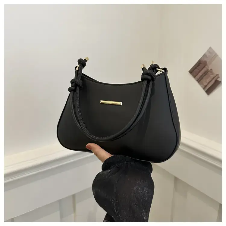 White Shoulder Bag for Women Spring New Commute — feature 32
