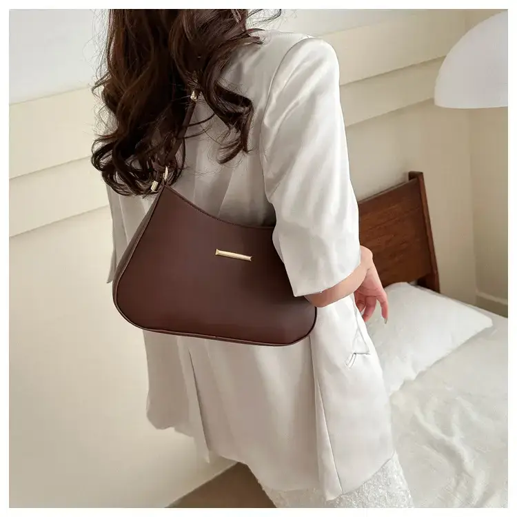 White Shoulder Bag for Women Spring New Commute — feature 7
