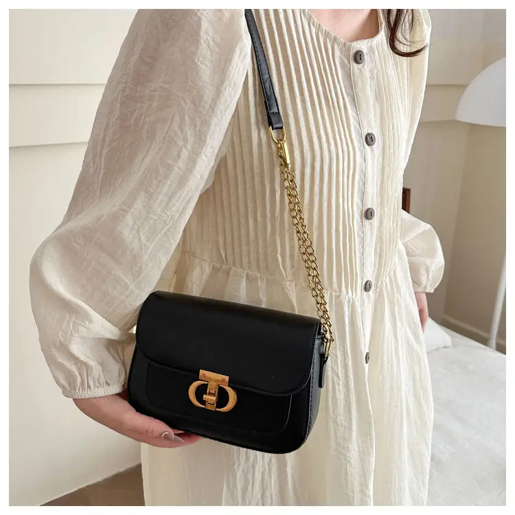 Retro Style Women's Shoulder Bag Beige Gold Clasp — feature 16