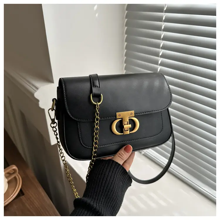 Retro Style Women's Shoulder Bag Beige Gold Clasp - Image 6