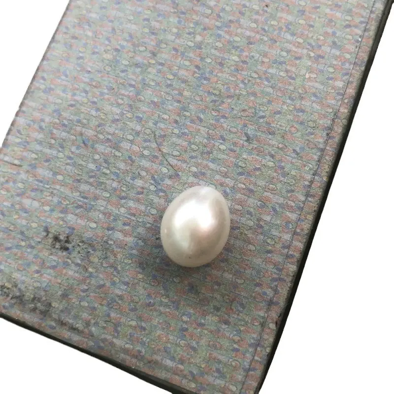 White Freshwater Pearls 10-11mm Half Hole Beads - Image 5