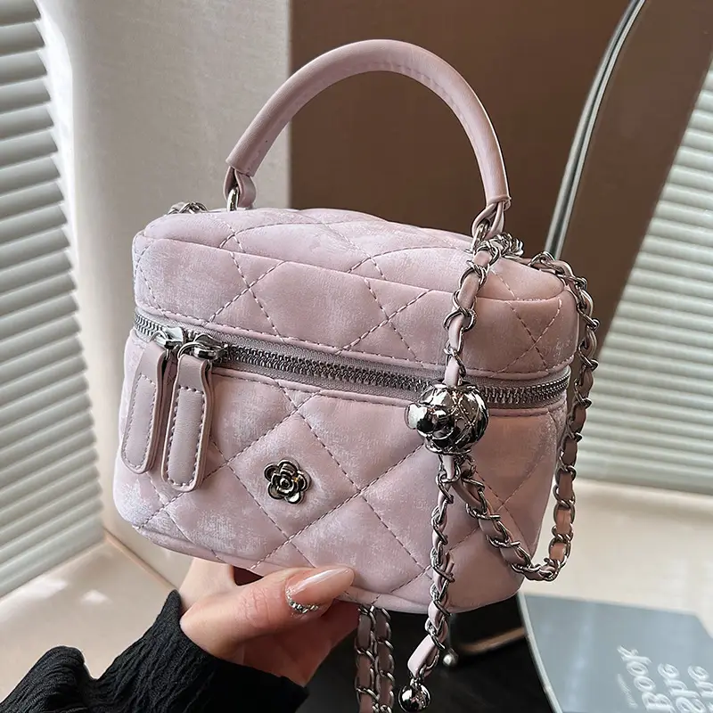 White Rhombic Chain Mini Shoulder Bag for Women