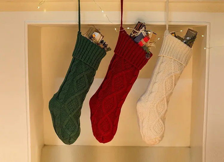 Knitted Wool Embroidered Socks for Home Decor — feature 5