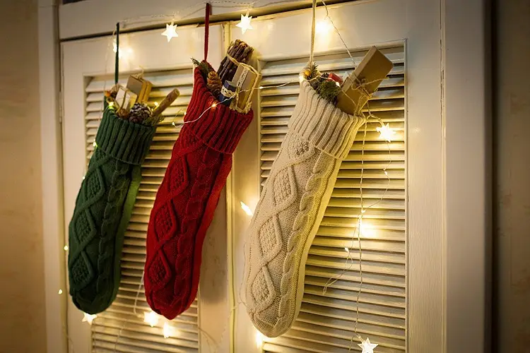 Knitted Wool Embroidered Socks for Home Decor — feature 6