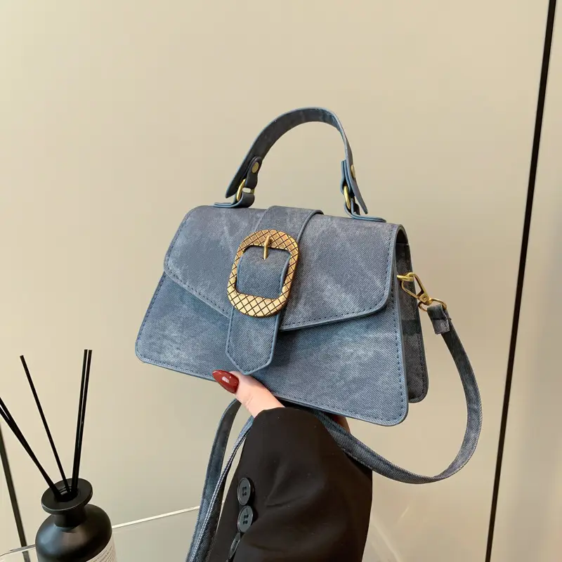 Elegant Beige Women's Shoulder Messenger Bag with Heart Charm - Image 7