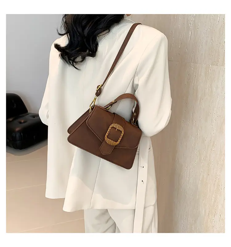 Elegant Beige Women's Shoulder Messenger Bag with Heart Charm — feature 17