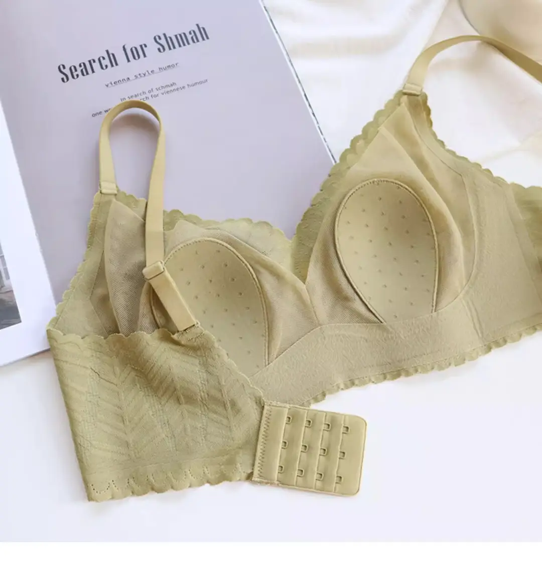 Summer lightweight seamless breathable underwear big chest small comfortable push up breast collection without steel ring lace latex bra — feature 30