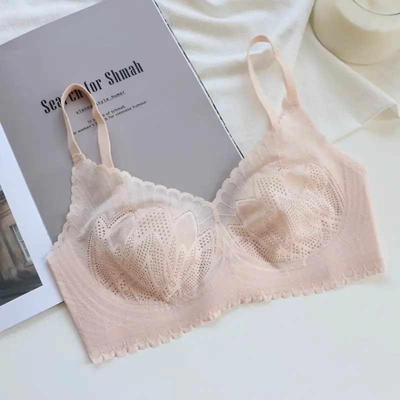 Summer lightweight seamless breathable underwear big chest small comfortable push up breast collection without steel ring lace latex bra