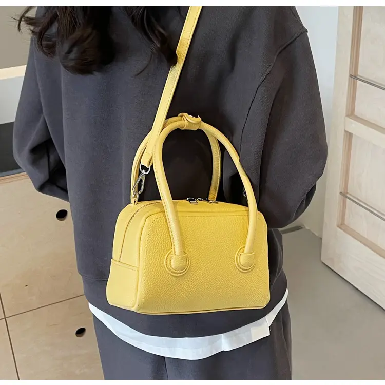 Light Blue Women's Shoulder Messenger Bag Spring Summer 2024 — feature 21